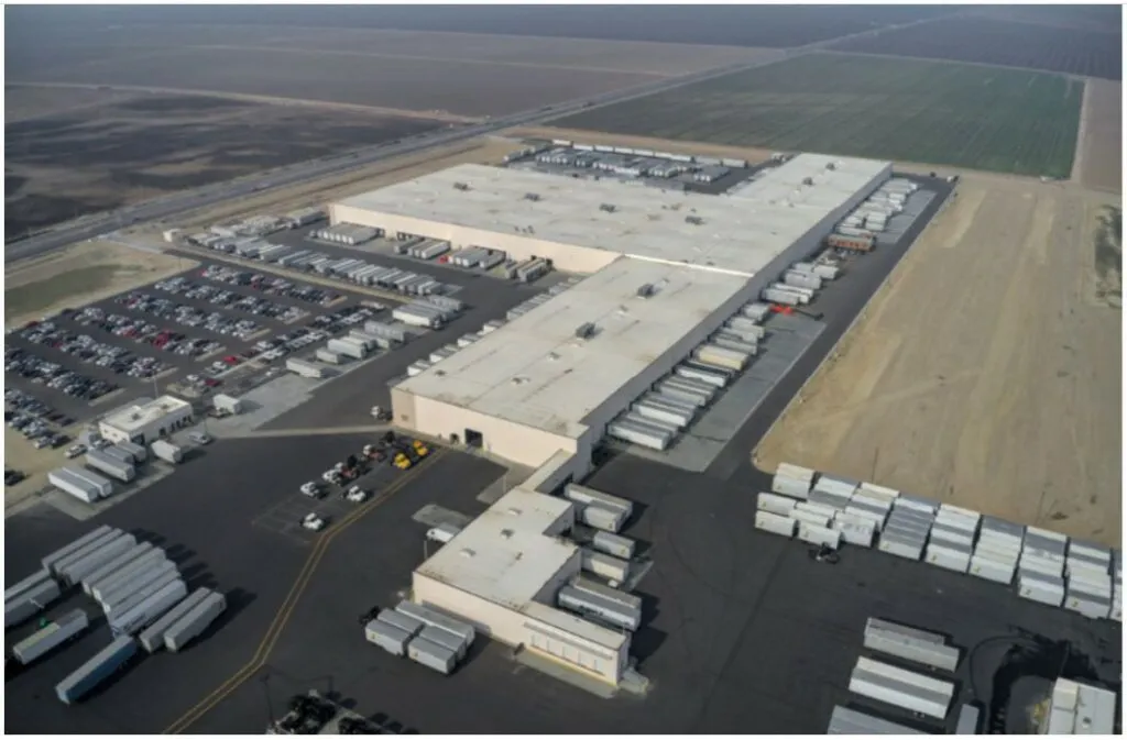 UPS Distribution Center in Visalia, CA — Rex Moore electrical project photo 4